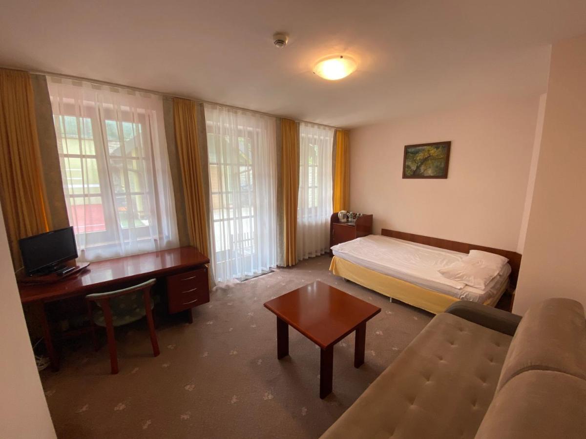 كرينيتسا زدروي Hotel Grant المظهر الخارجي الصورة