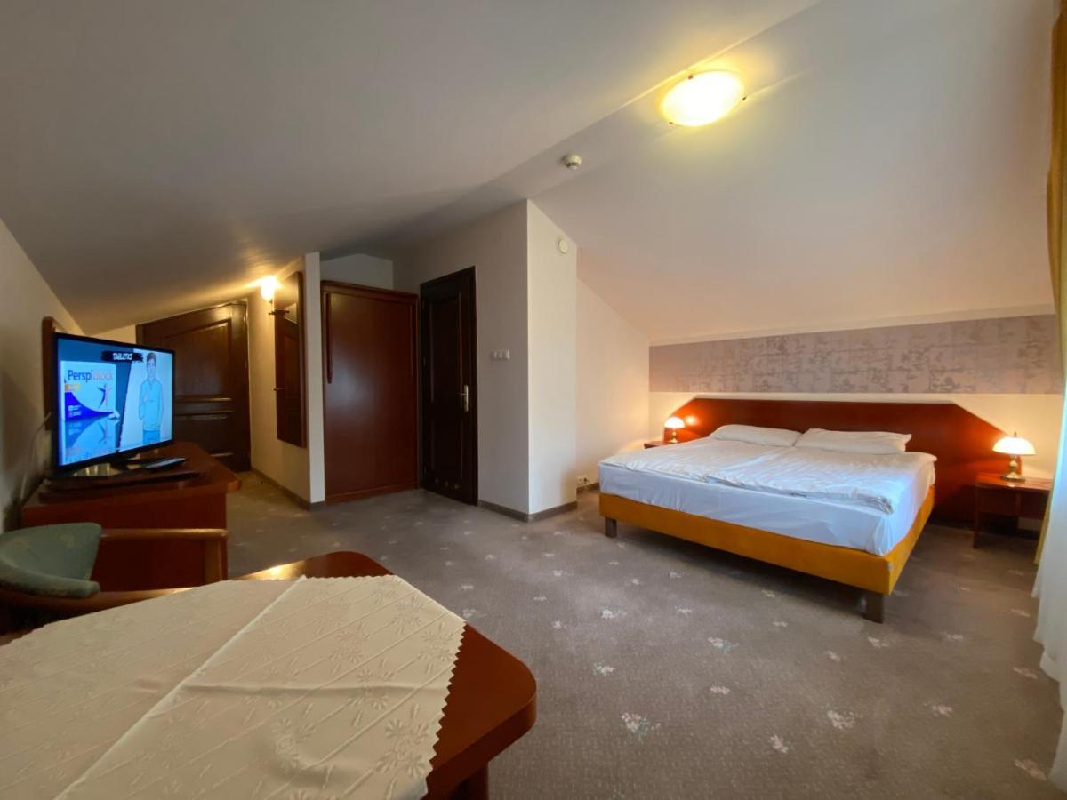كرينيتسا زدروي Hotel Grant المظهر الخارجي الصورة
